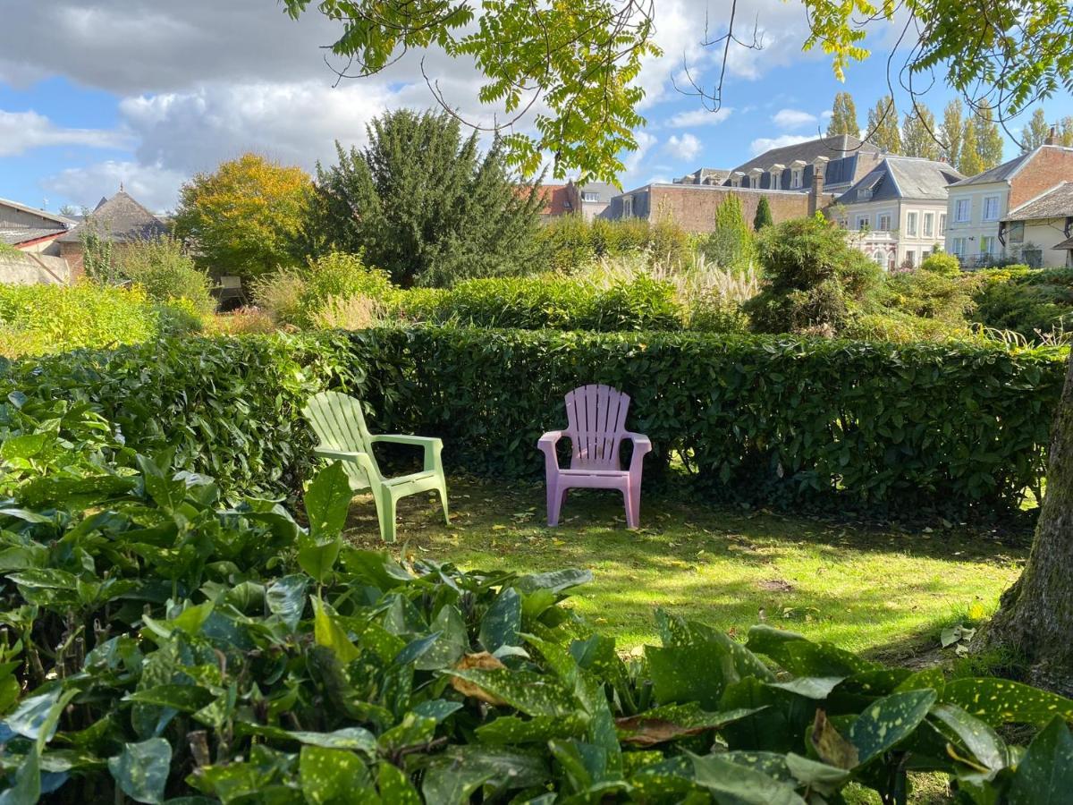 Au Jardin Des Deux Ponts Acomodação com café da manhã Abbeville Exterior foto